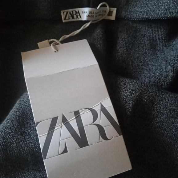 Zara Dark Gray Ruffled Hem Pull On Midi Skirt NWT Size Medium - Picture 6 of 8